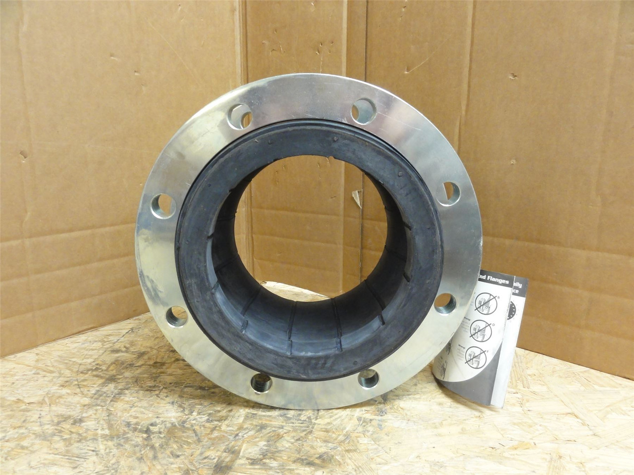 Metraflex 240-AV/EE; Rubber Expansion Joint; Size: 8" x 6"