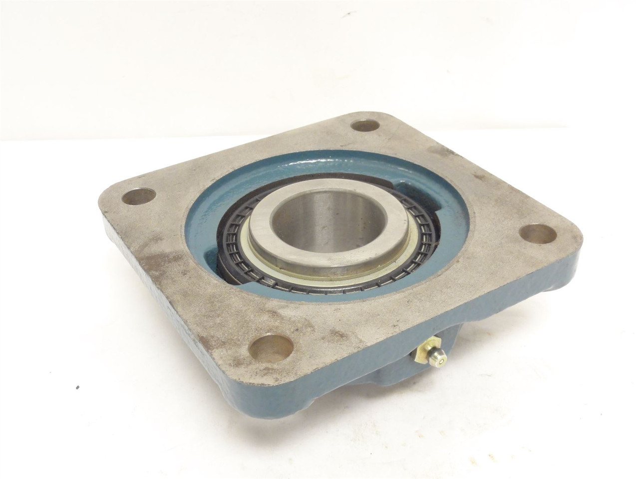 Dodge F4B-SCM-111; Flange Bearing 126189; 1-11/16"ID; 4-Bolt