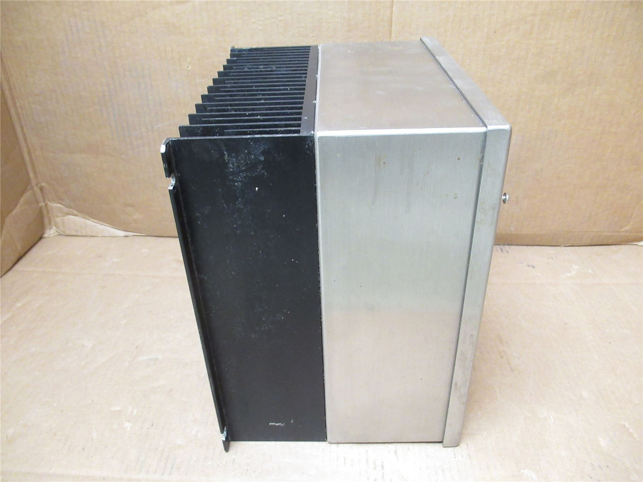 Lenze M14100E; Frequency Inverter; SS; 10HP; 400/480VAC; 3PH