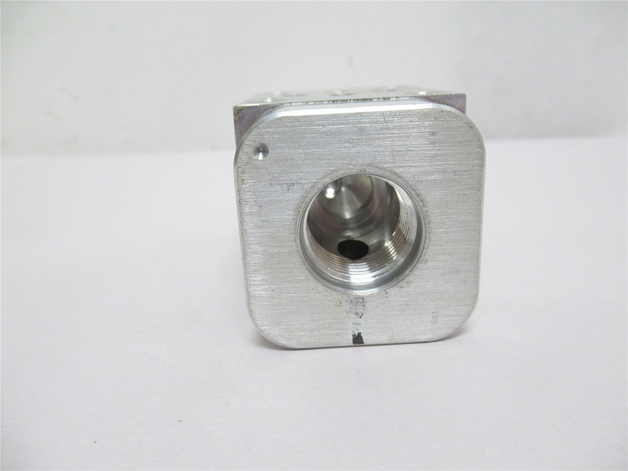 SUN GBY; Aluminum Sandwich Manifold; 22-Cavity