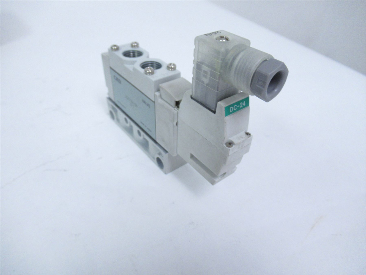 CKD 4GA310R-08-B-3; Solenoid Valve;DC24V; Rc 1/4";Single Coil