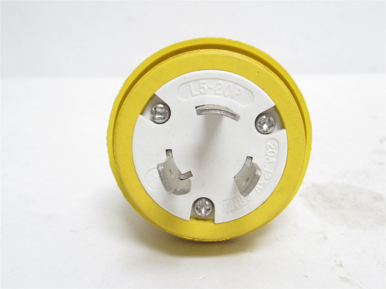 Woodhead 1301470018; Locking Water-Tite Plug; 21A; 2P; 600VAC