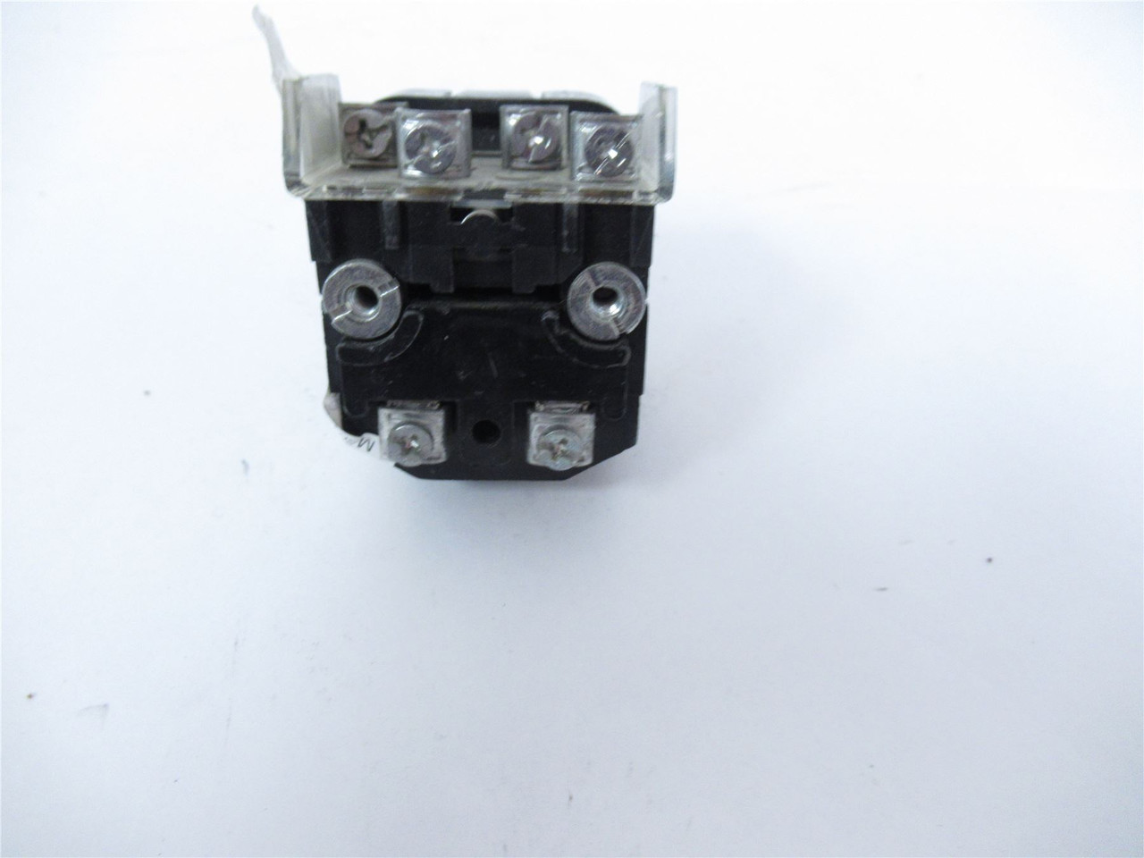 Allen-Bradley 800H-16JRG2KB7AX; Switch-Missing handle