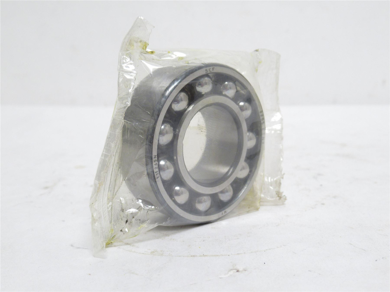 SKF 2205-ETN9; Self-Aligning Ball Bearing; 25mmID x 52mmOD