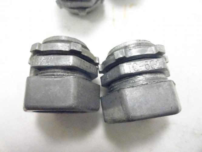 Neer TC-602; LOT-19 EMT Compression Connectors 3/4"
