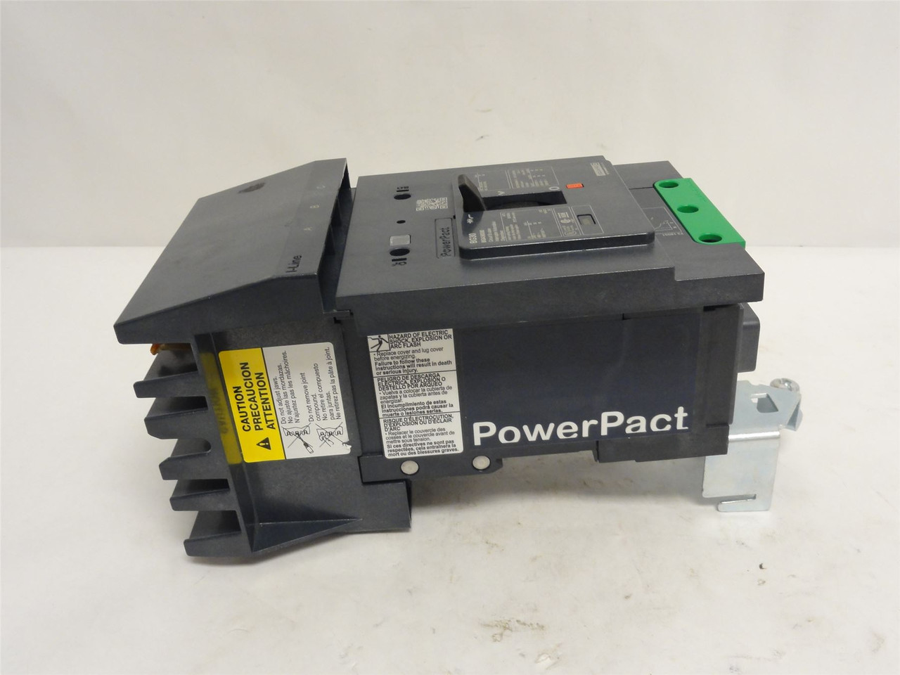 Square D BGA36030; Circuit Breaker; 30 Amps; 3 Pole. 600VAC