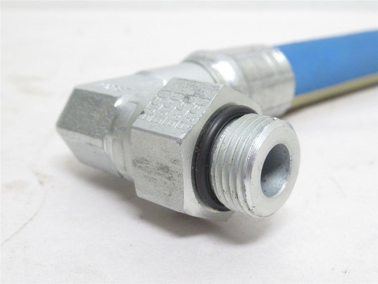 Eaton GH1958J08R6824; Hose; 24" Long; 1/2 BOSS; 90deg x 1/2NPT