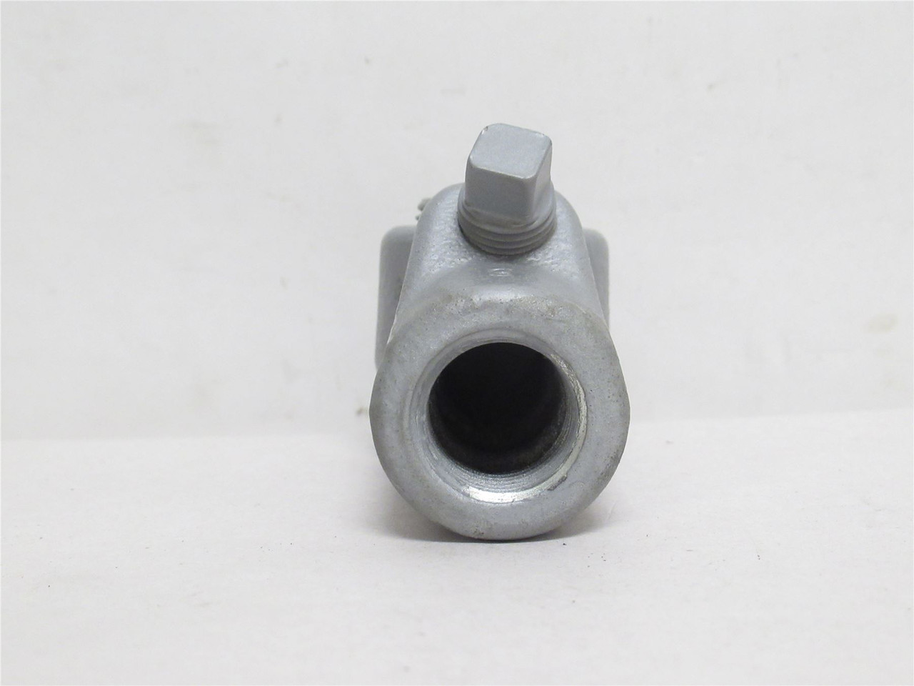 Appleton EYSF50; Malleable Conduit Seal; 1/2NPT