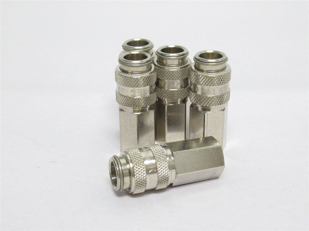 Parker 21KAIW10MPN3; Lot-5 QC Air Fitting; 1/8BSPP x 1/4" Tube