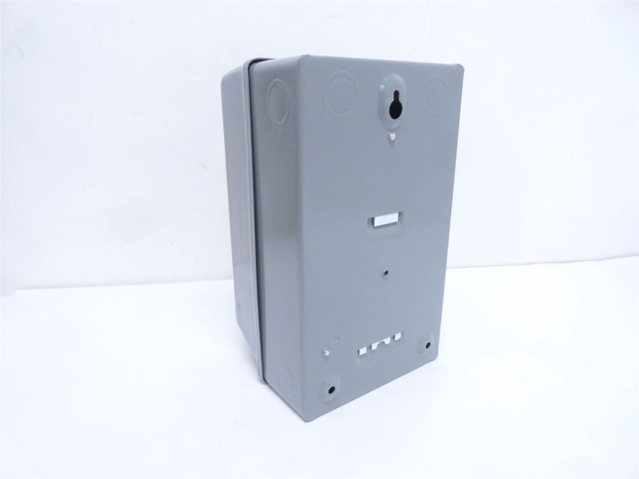 Square D 8536SBG2V02S; Starter 18A; 3P; 600V; Coil 110/120VAC