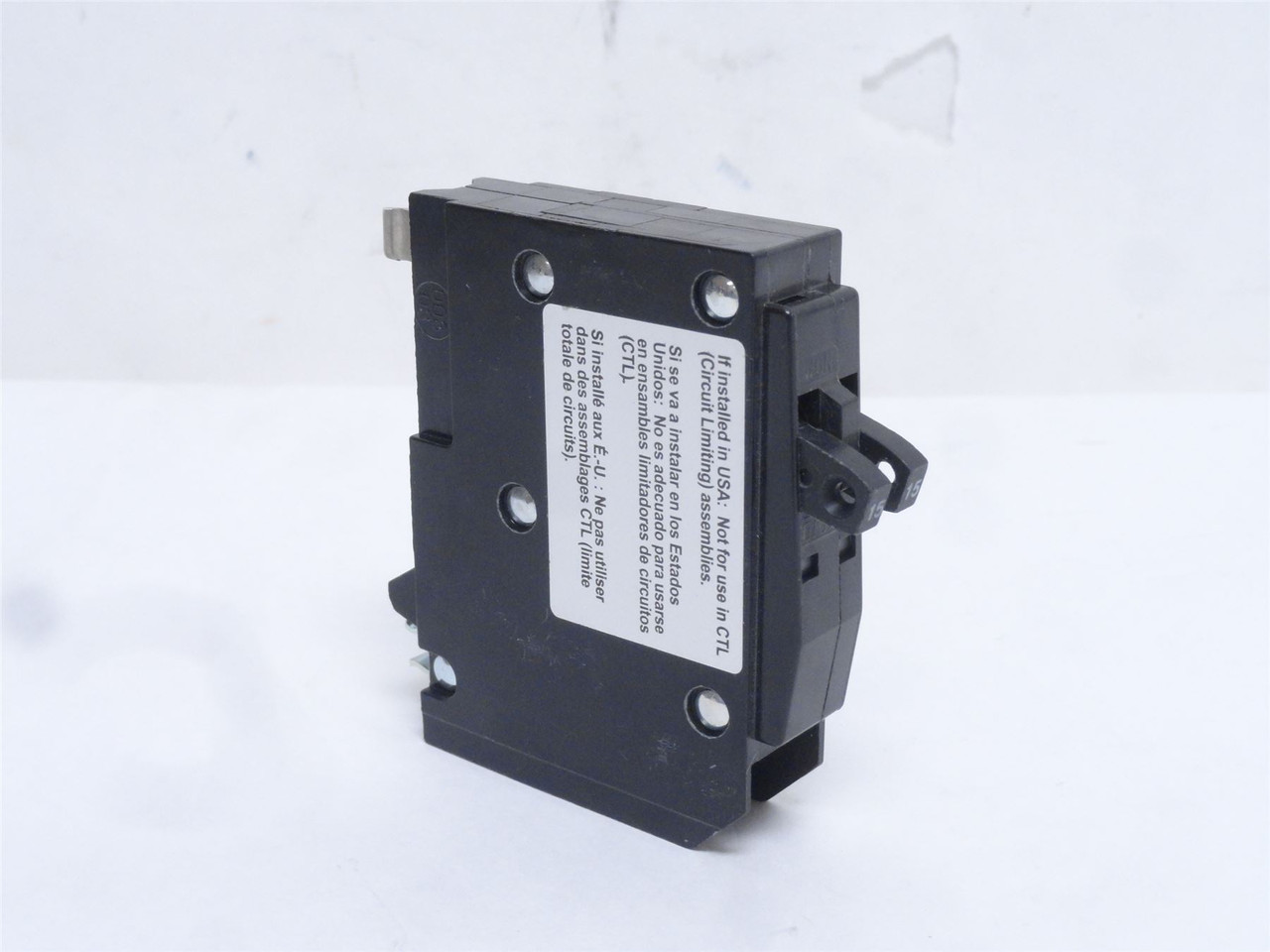 Square D QO1515; Tandom Circuit Breaker 15A/15A 1P 120/240VAC
