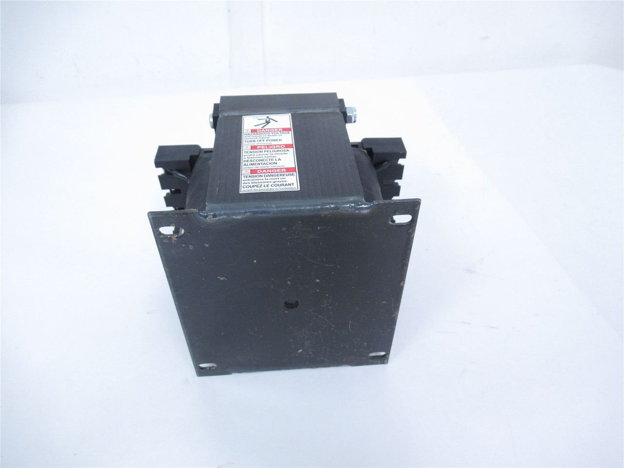 Square D 9070T500D12; Transformer 500VA Pri: 480V Sec:240V