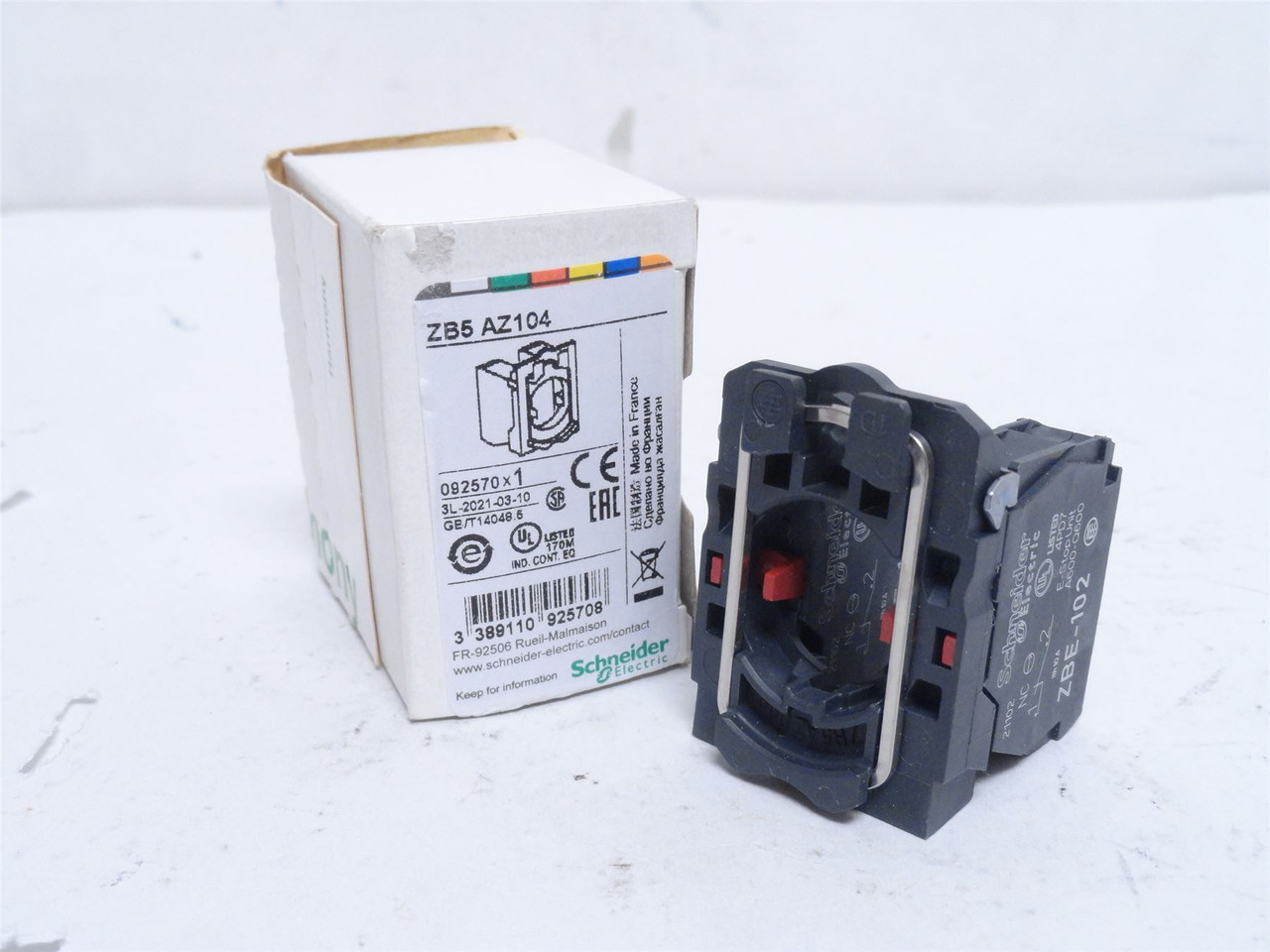 Schneider ZB5-AZ104; Switch Blocks W/Body Fixing Collar; 2-NC