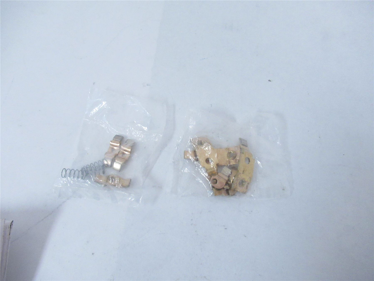 Schneider 9998ML1; Contact Kit; 3-poles
