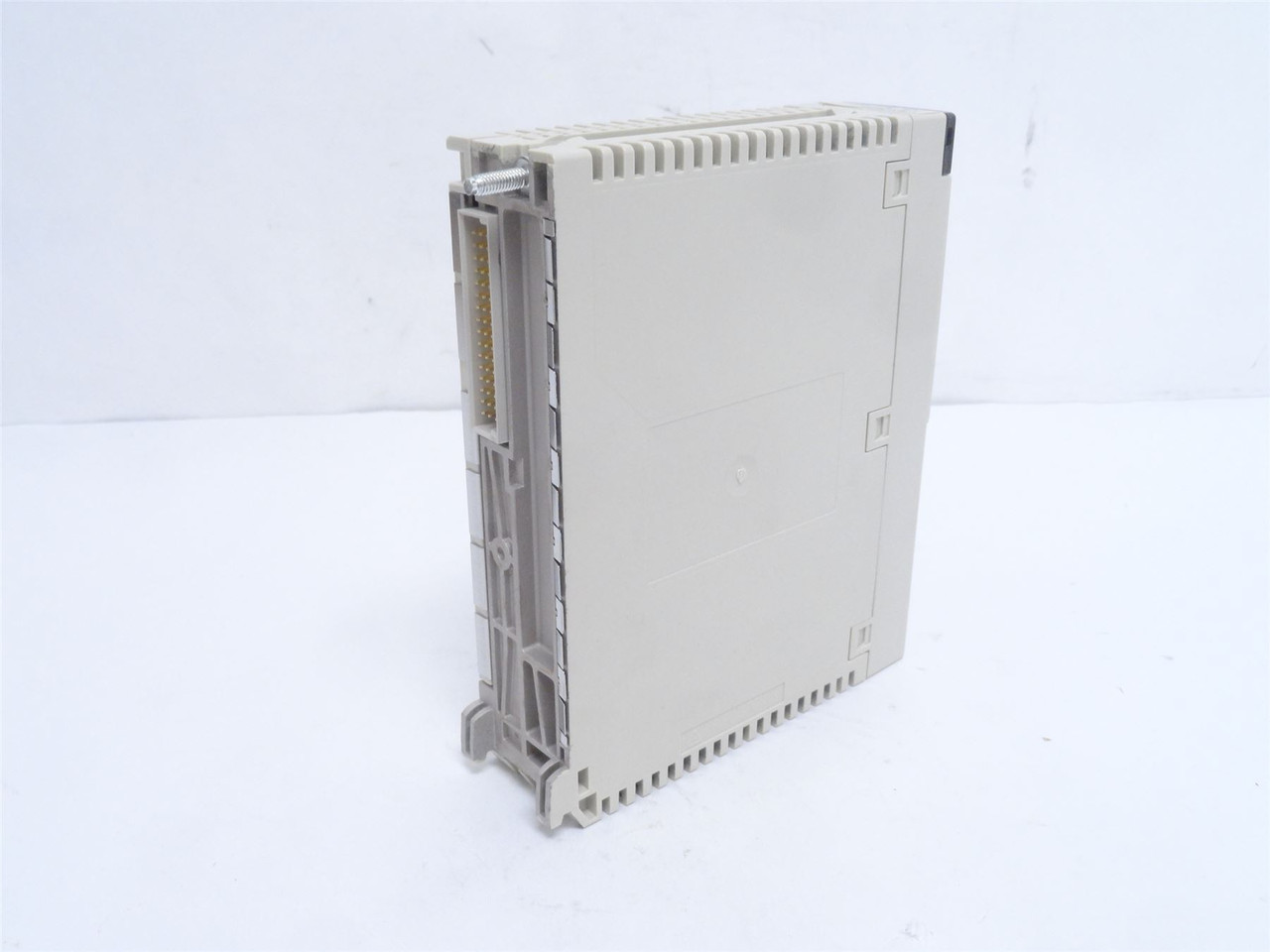 Schneider TSXP57103M; Single-Format PL7 I/O Processor
