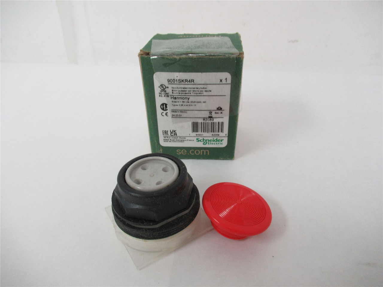 Schneider 9001SKR4R; Switch Momentary 30mm Red