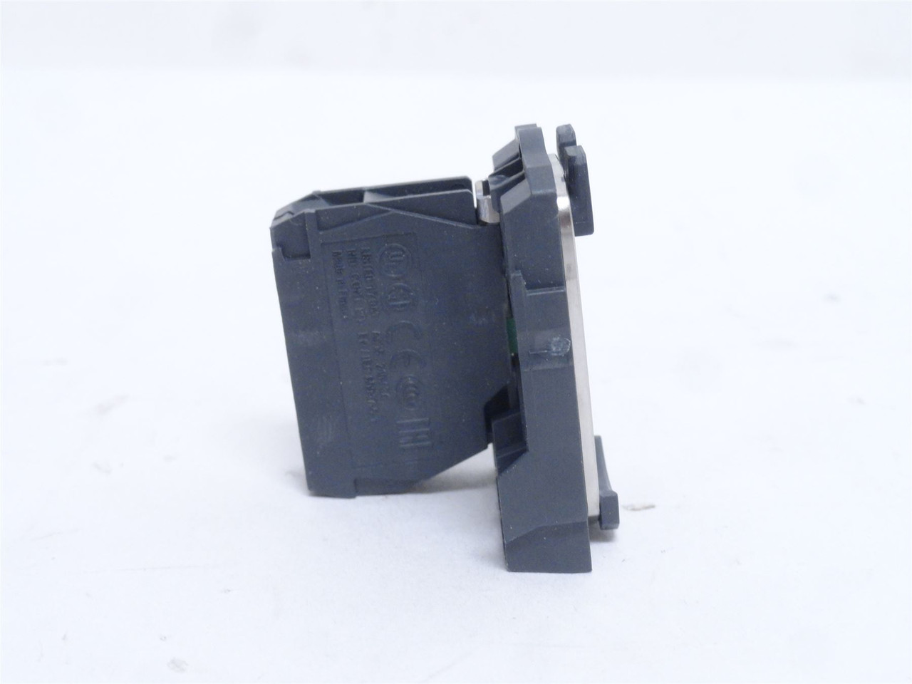Schneider ZB5-AZ101; Light Block; W/Body Fixing Collar; 1-NO