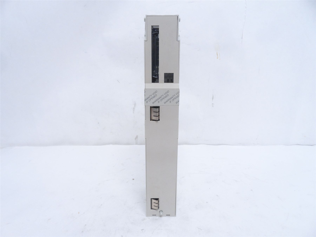 Schneider 140ARI03010; Analog Input Module; 5.1VDC; 200mA
