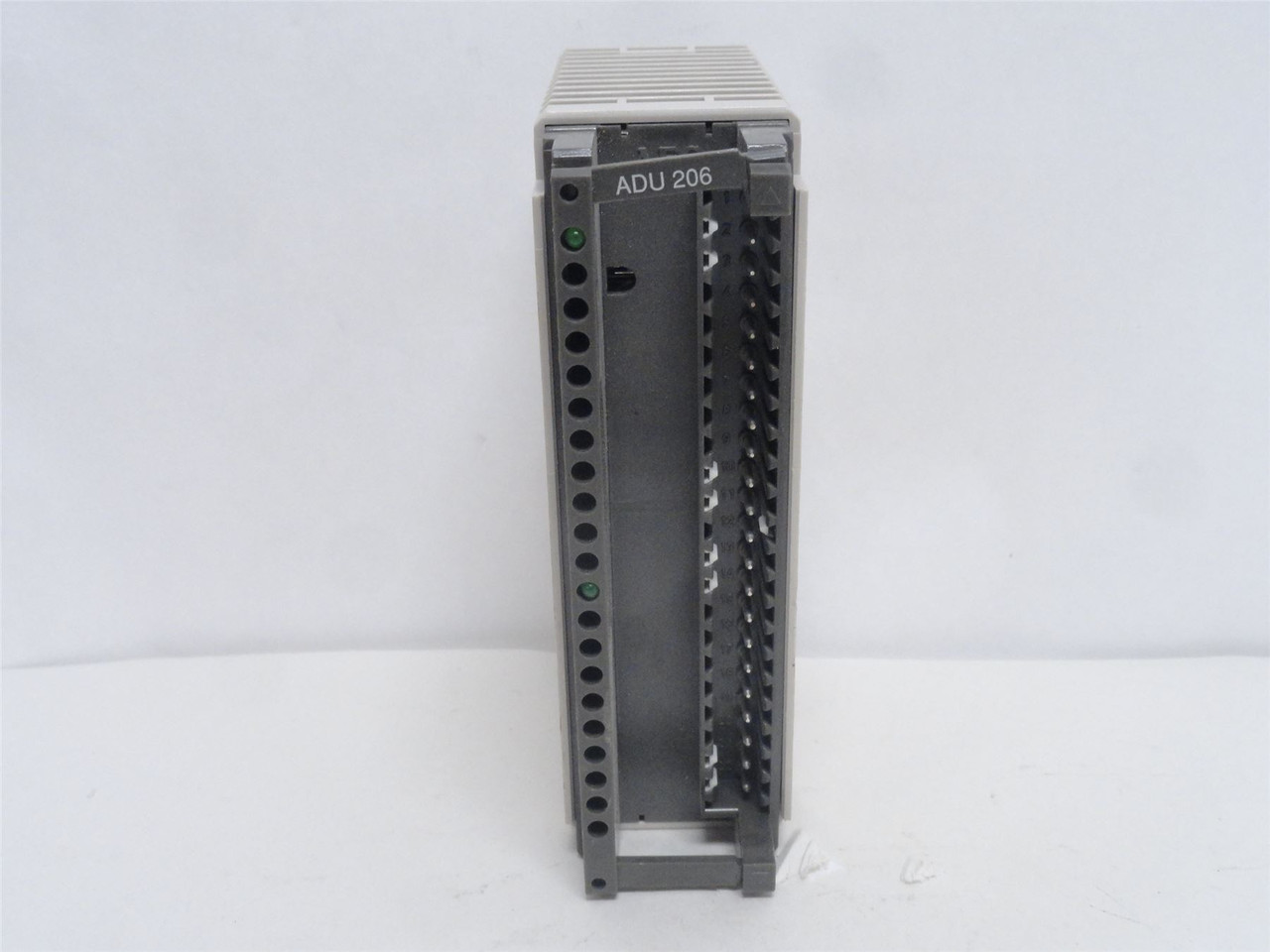 Schneider AS-BADU-206; Analog Input Module 10V; 20mA
