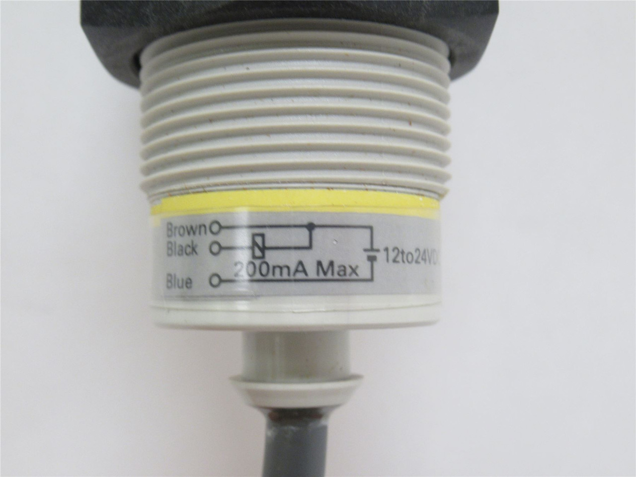 Omron E2F-X10E1; Proximity Sensor 12-24VDC; 200mA; 2m Cable