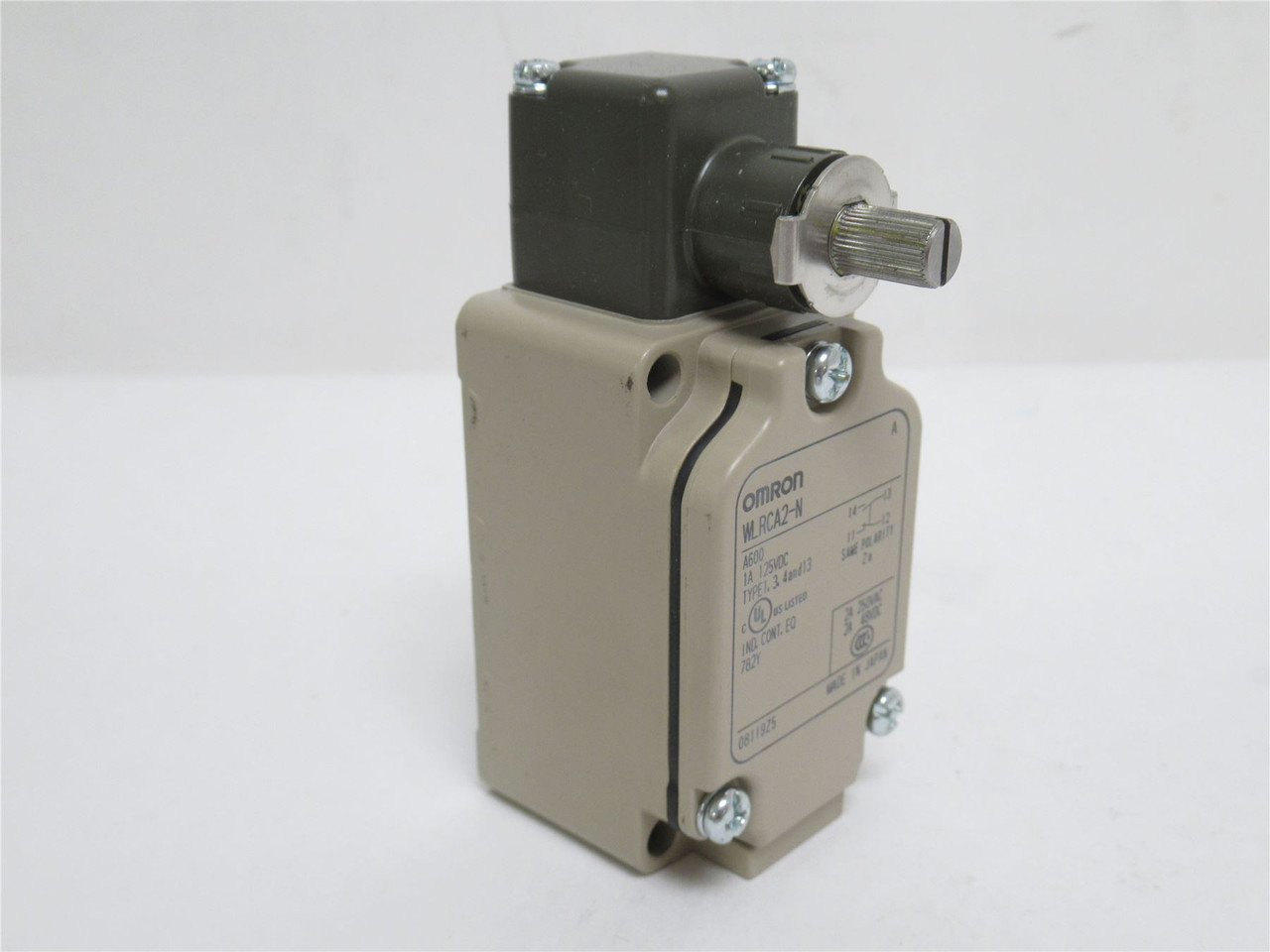 Omron WLRCA2-N; Snap Action Limit Switch; 10A; 125V; SPDT