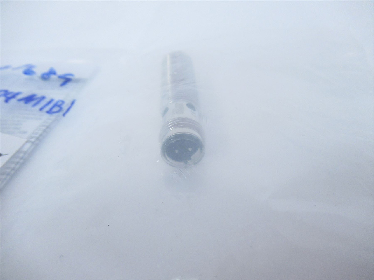 Omron E2A-M12KS04-M1-B1; Inductive Sensor - 4 mm; 12-24 VDC