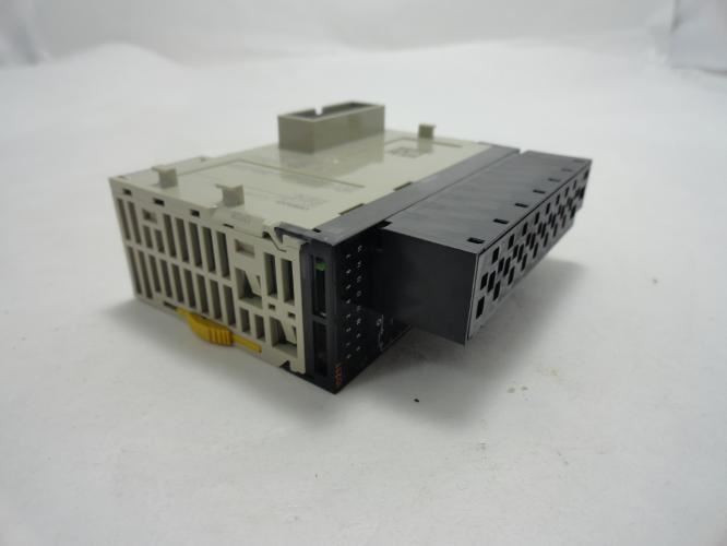 Omron CJ1W-ID211 (SL); Input Unit; 7mA; 24VDC