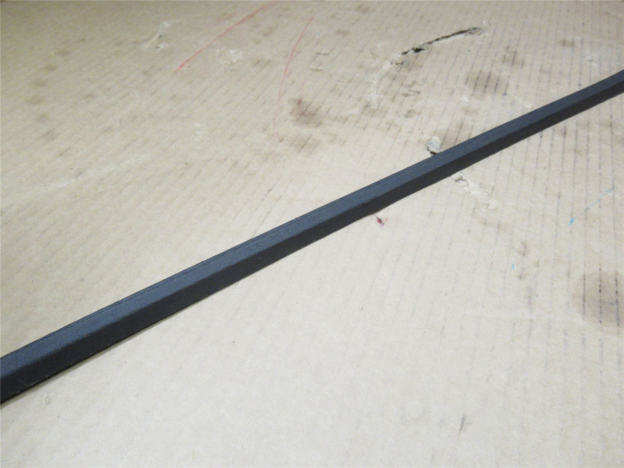 Continental B114; V-Belt; 117" Long x 21/32" Top Width