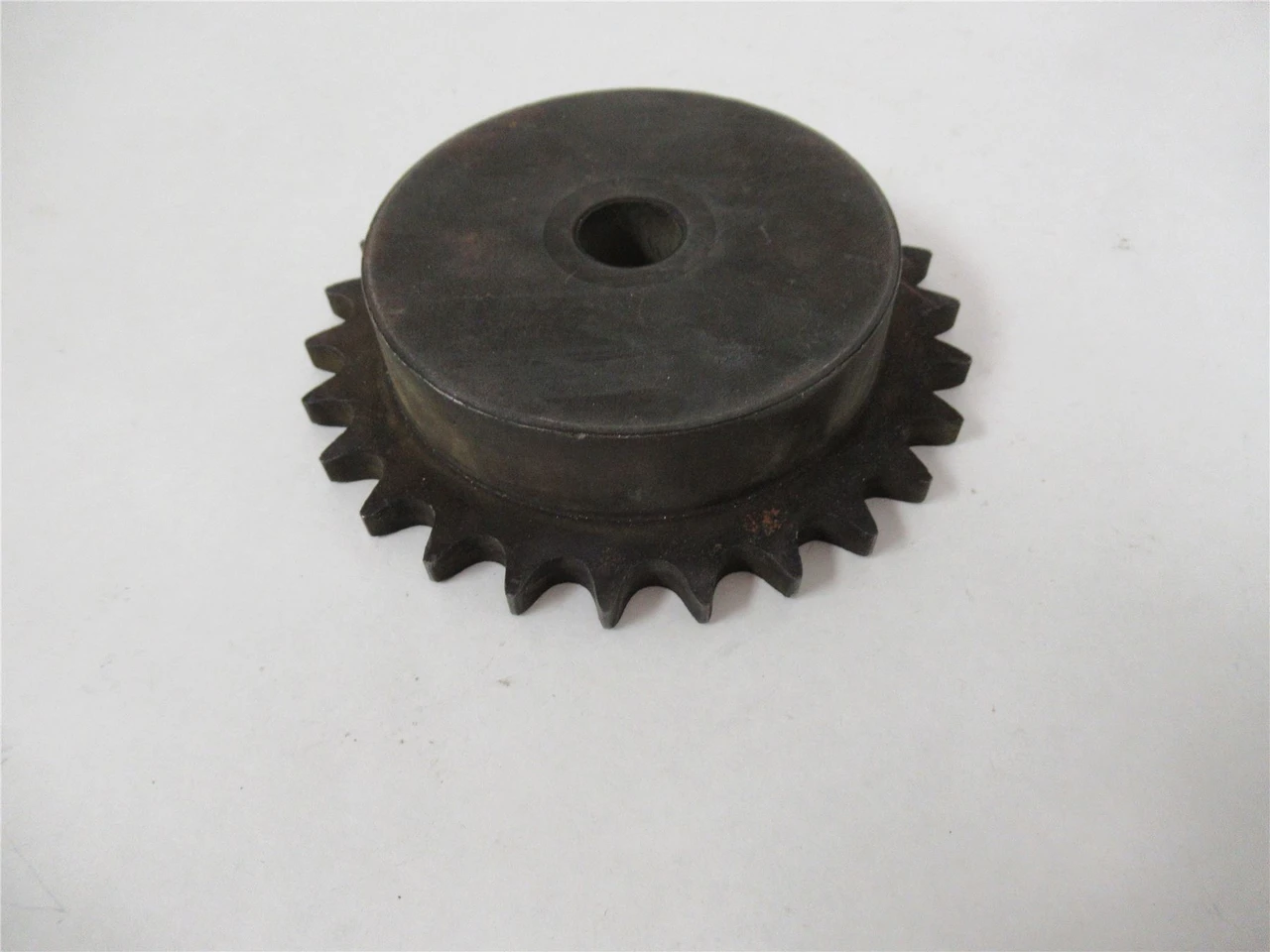 Martin 40B26-5/8; Stock Bore Sprocket #40; 5/8"ID 26 Teeth