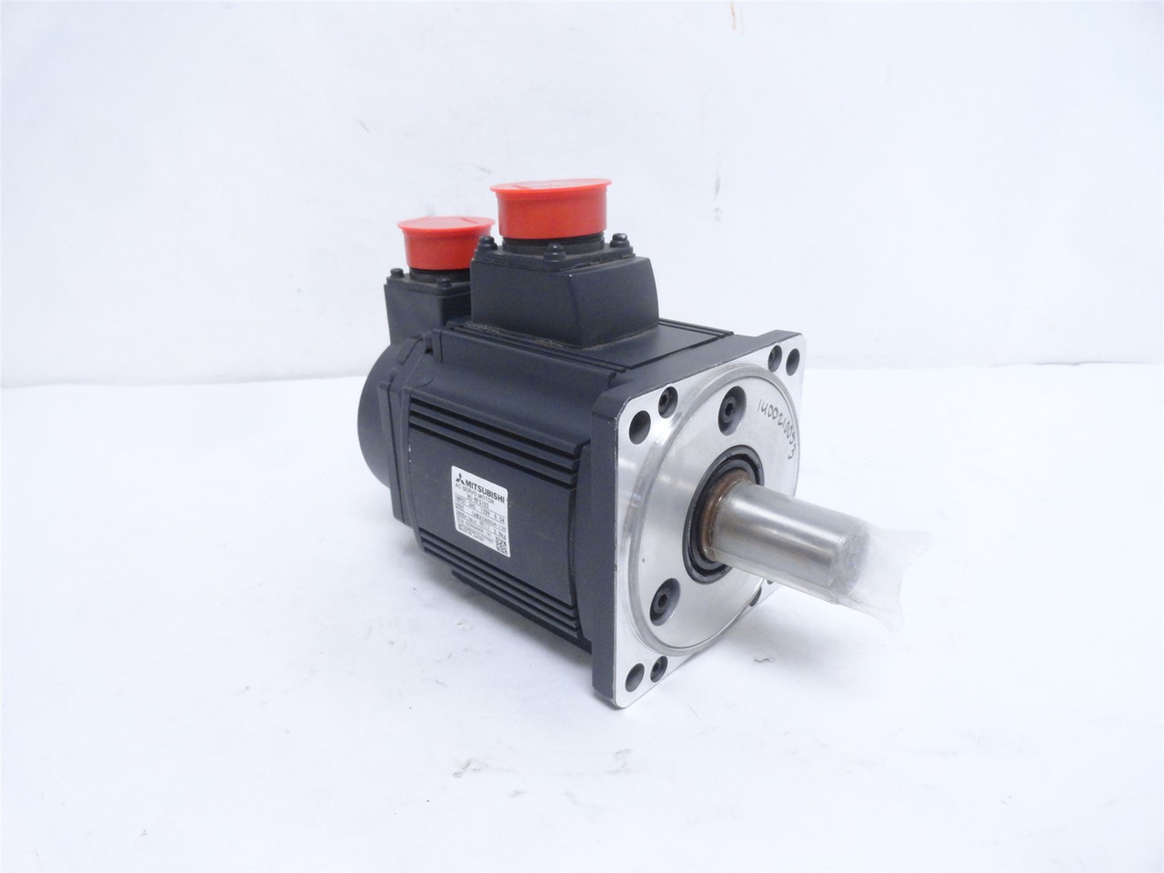 Mitsubishi HC-RFS103; Servo Motor; 1kW; 3000r/min; 129V; 6.5A