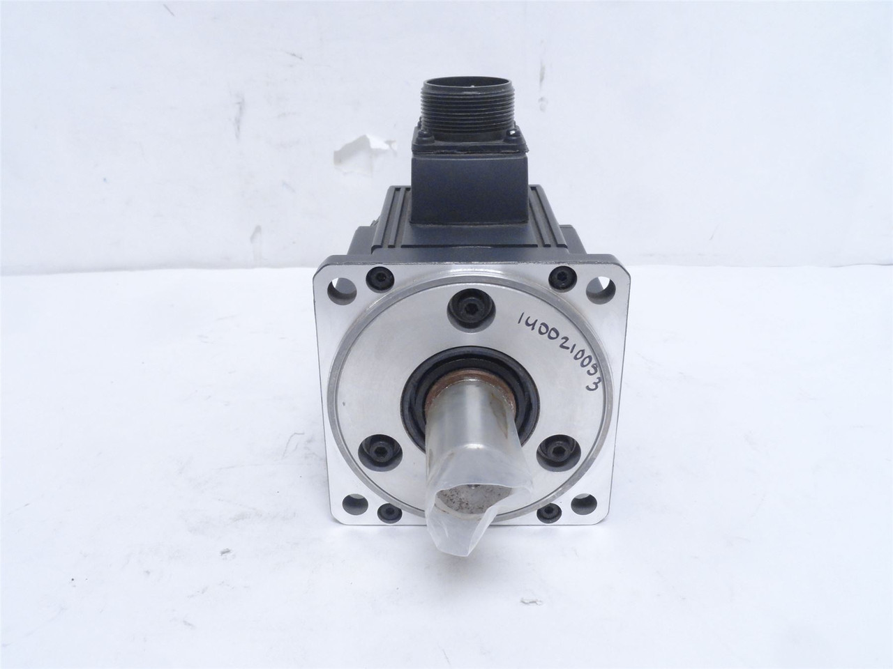 Mitsubishi HC-RFS103; Servo Motor; 1kW; 3000r/min; 129V; 6.5A