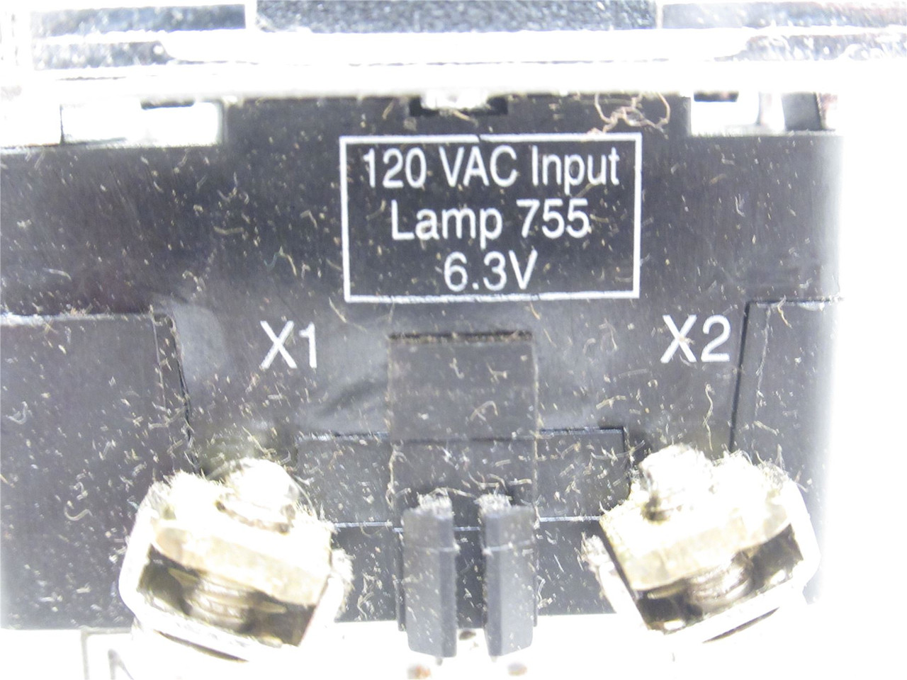 Eaton 10250T1063LRD06-1X; Illuminated Push-Pull Operator; Red