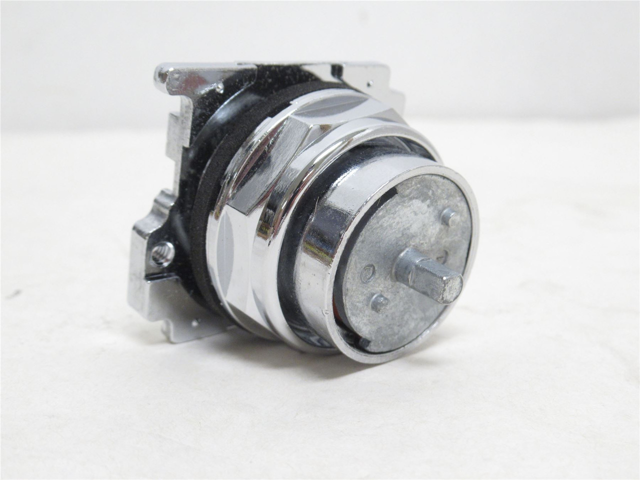 Eaton 10250T4053; Selector Switch; 3-Pos;