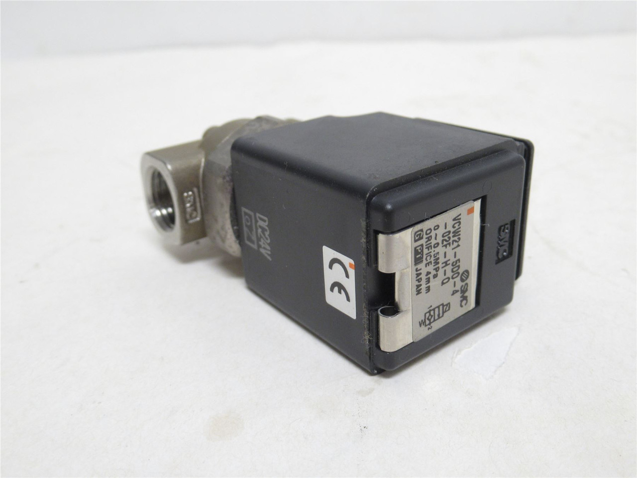 SMC VCW21-500-4 -02F-H-Q; Solenoid Valve; 0.5MPa; 24VDC
