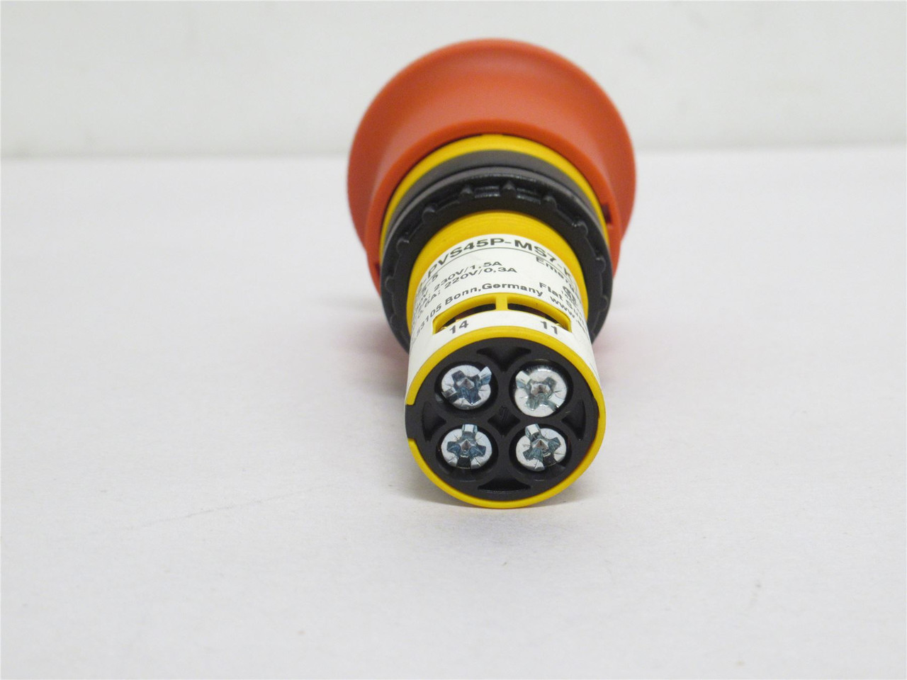 Eaton C22-PVS45P-MS7-K11; Red Keyed E-Stop Switch; 110/230VAC