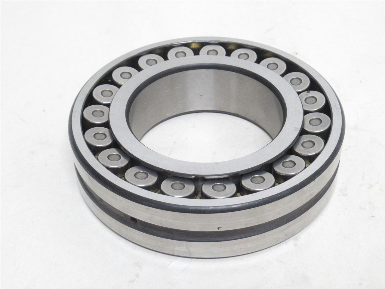 FAG 22214EAS.M.C3; Spherical Roller Bearing 70mmID x 125mmOD