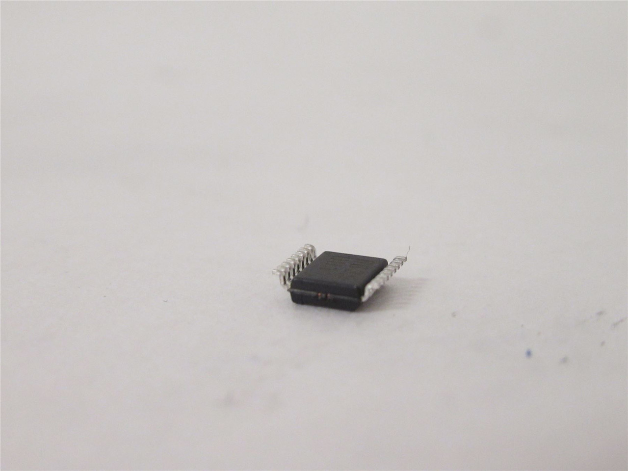 Bourns QSP16G1-102; Lot-80 Isolated Resistors