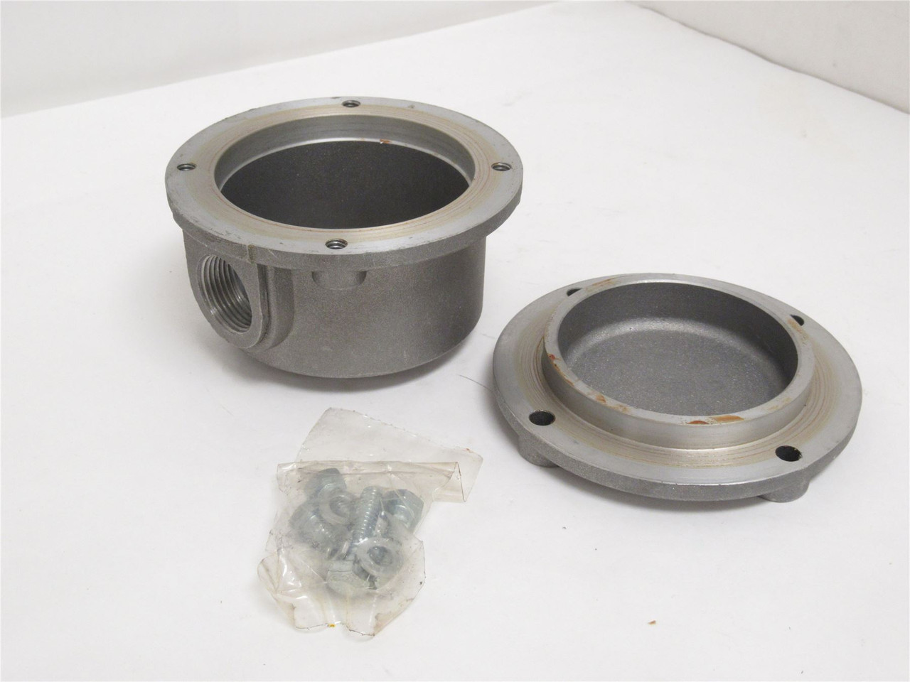 Dayton 4X788; Hazardous Location Motor Conduit Box