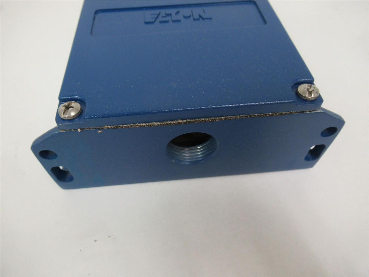 Eaton 8170A-6501; Photoelectric Control Unit 5A 100 To 125VAC