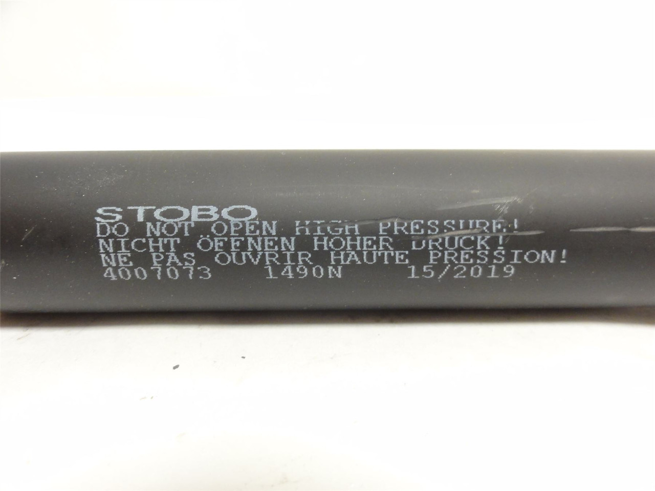 Stobo 4007073; Gas Strut 3/8" Rod OD; 22" Long; 700nm Force