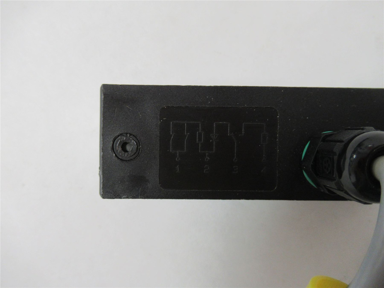 Baader 42.30.3088; Proximity Switch