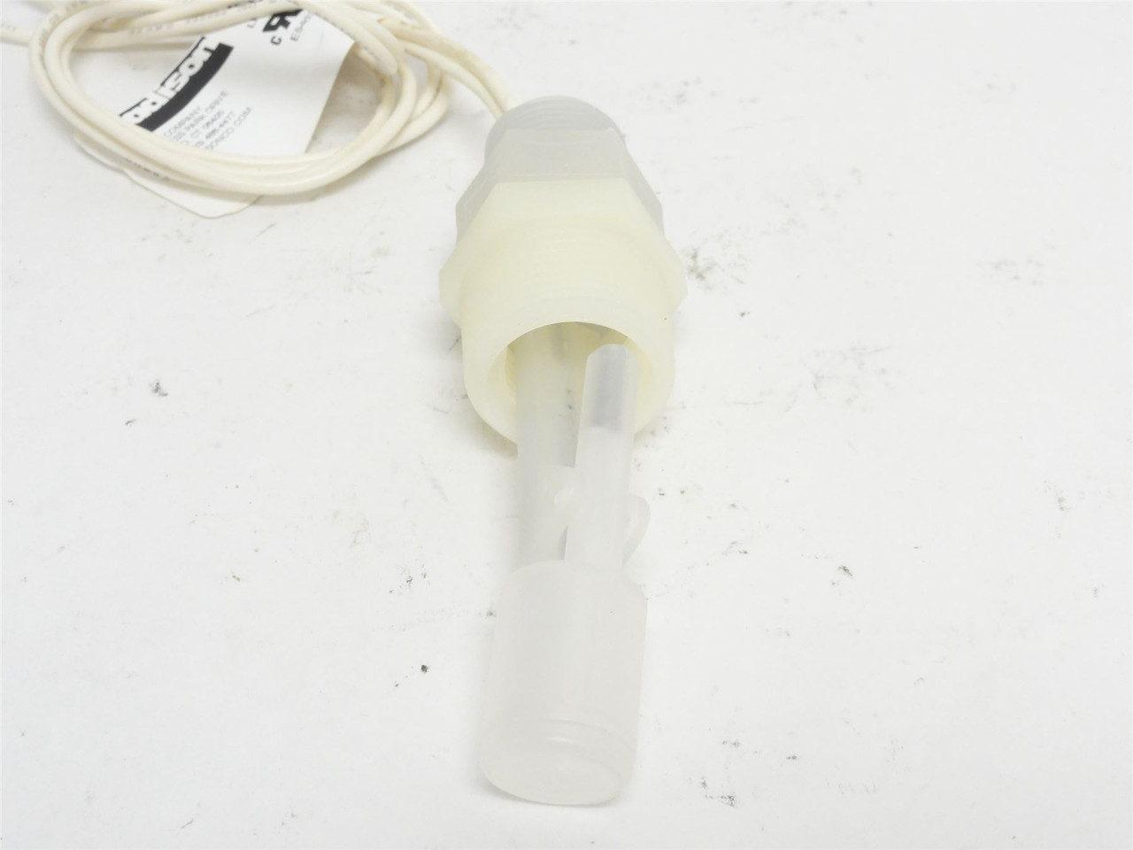 Madison M8700-C; Closed Liquid Level Switch 120/240VAC; 24VDC