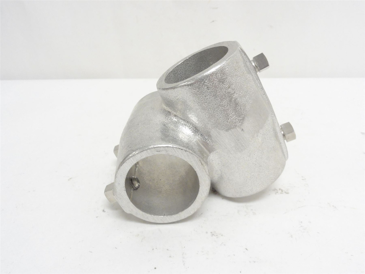 Nu-Rail 887432; Offset Cross; Size: 1-1/4"; HRLPC-9
