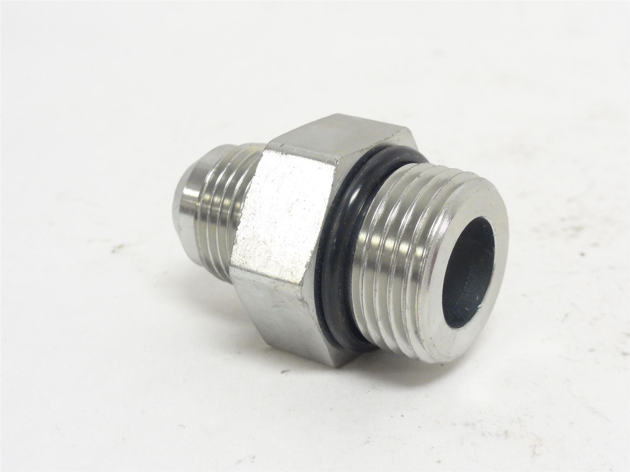 Parker 10-8 F5OX-S; Straight Adaptor; 3/4 BOSS x 5/8 JIC