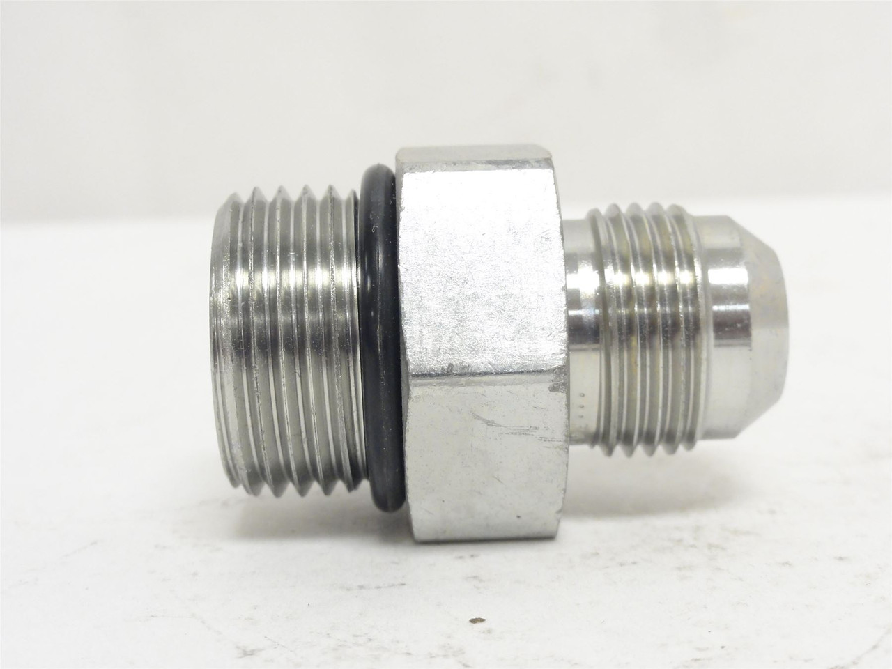 Parker 10-8 F5OX-S; Straight Adaptor; 3/4 BOSS x 5/8 JIC