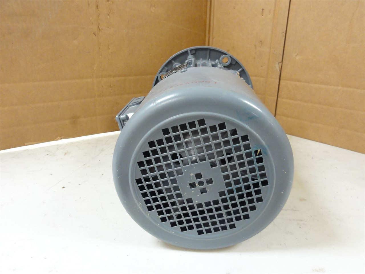 Bege E5AZKA 112M-4; AC Motor 4.5kW; 480V; 1755RPM; 3PH; 60HZ