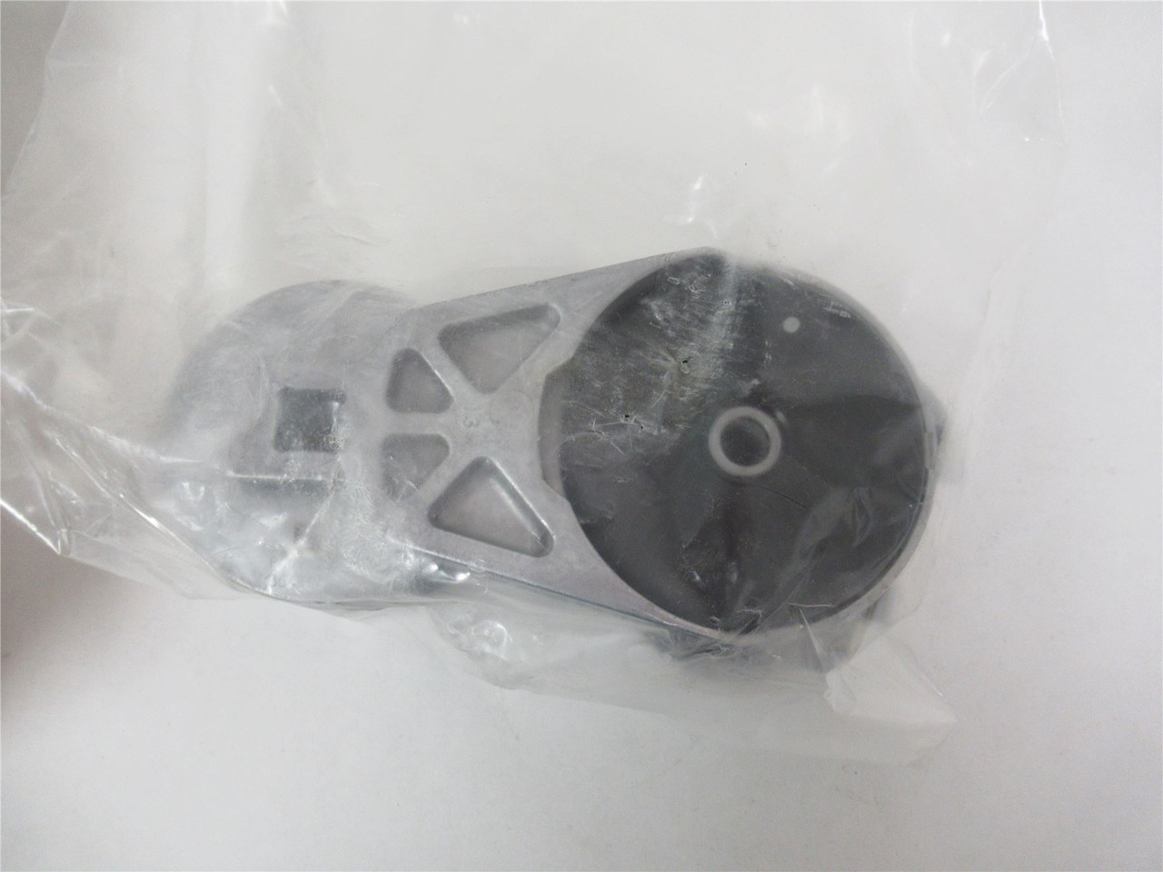Cummins 3691282; Belt Tensioner