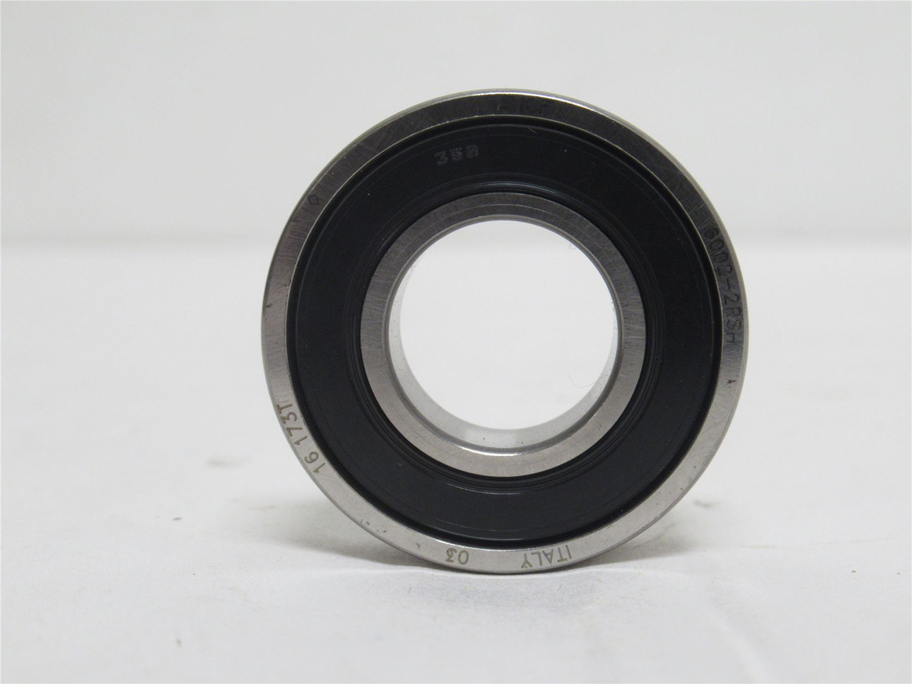 SKF 6002-2RSH; Ball Bearing 15mmID x 32mmOD x 9mm Wide