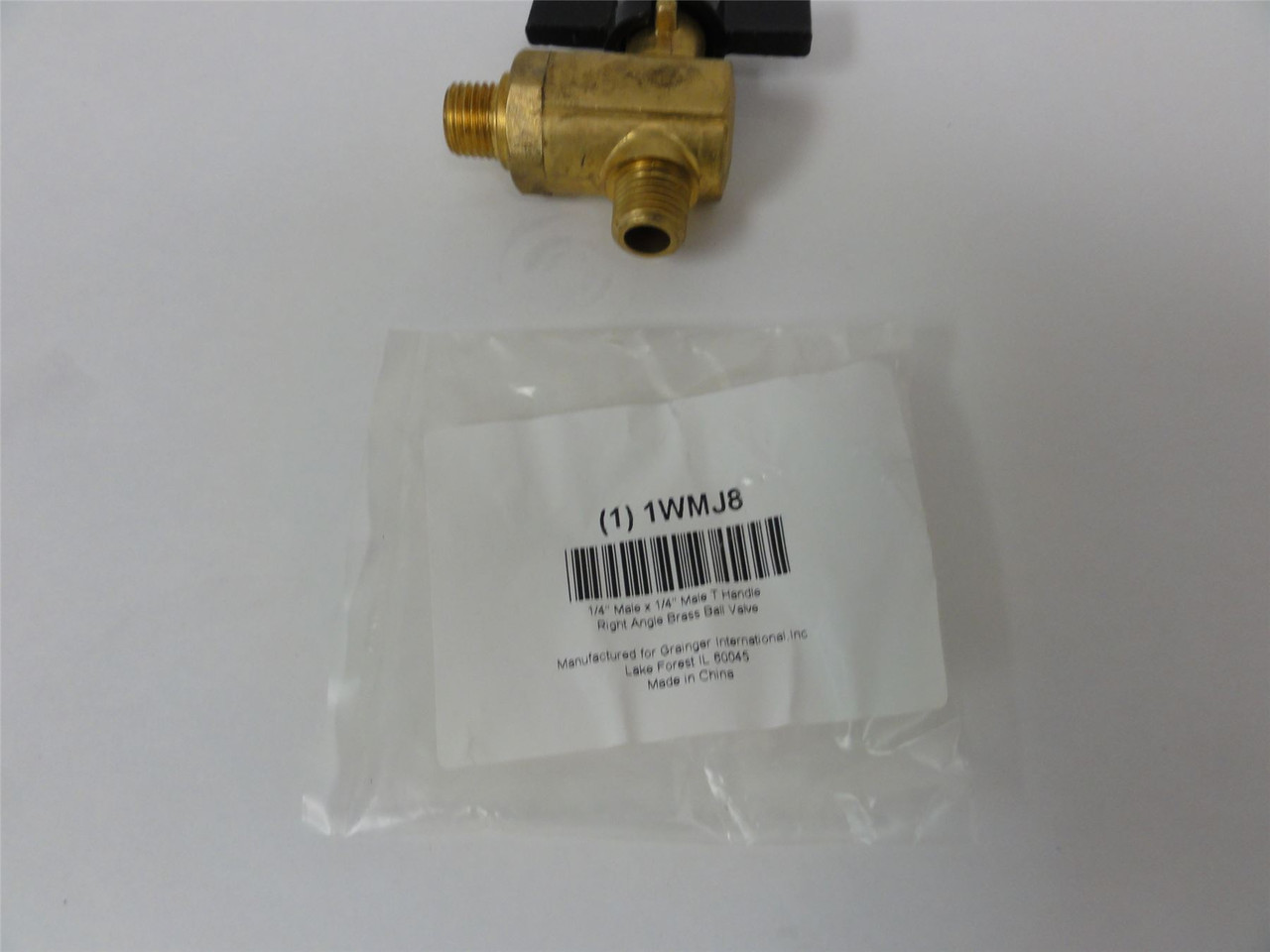 Industry-Std 1WMJ8; Box-4 Ball Valve; 2-Piece; 1/4" NPT