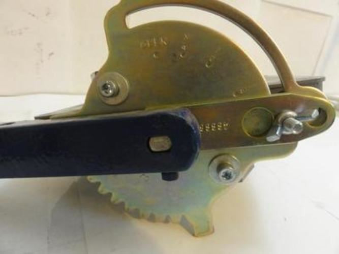Grainger 1RLN3; Locking Handle 2" NPT; PVC